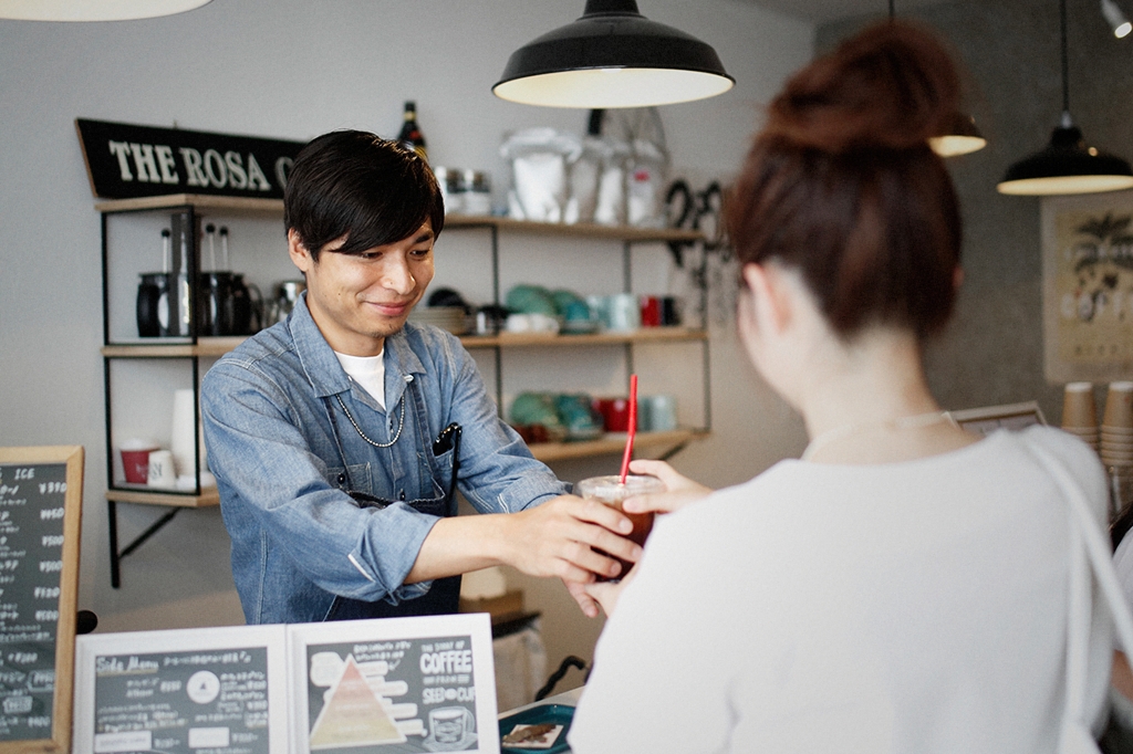 05/25(雨) – ROSA COFFEE オーナー兼バリスタ (31歳)-33