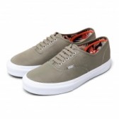 DELUXE CLOTHING-DELUXE x VANS - Olive