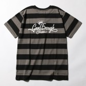GOODENOUGH-BORDER S:S SHIRT - CLASSICS PRINTED WHITE - Chacoal : Black
