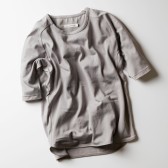 CURLY-BREEZIN' HS TEE