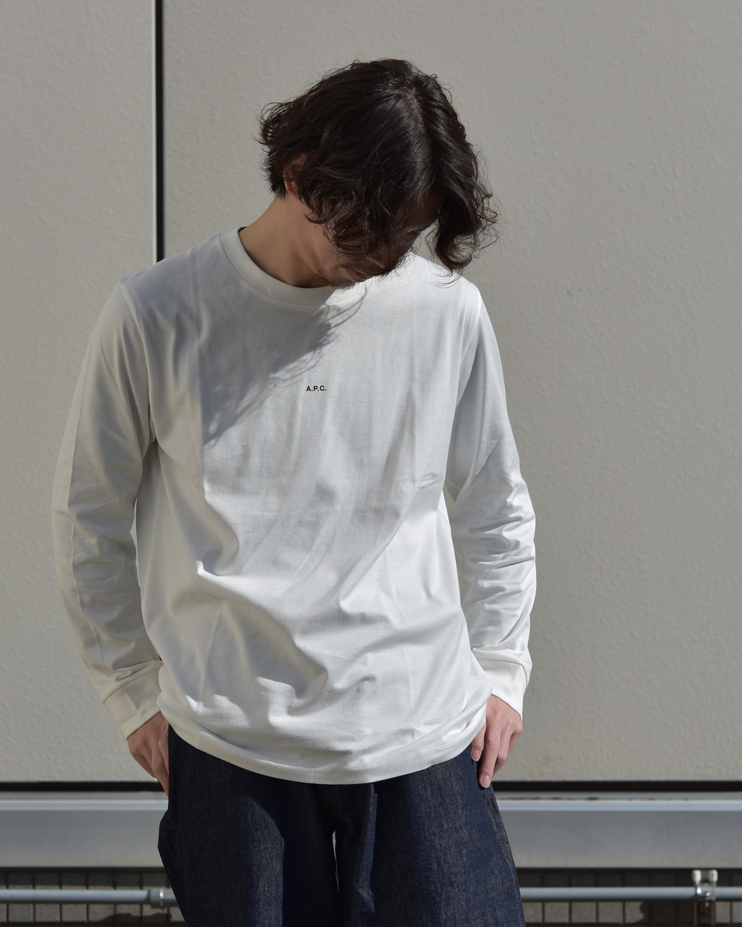 Chris Tシャツ - White 着用画像