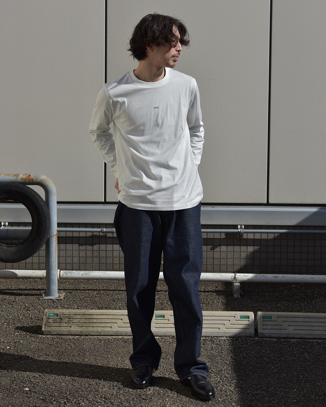 ChrisTシャツ男性スタイリング