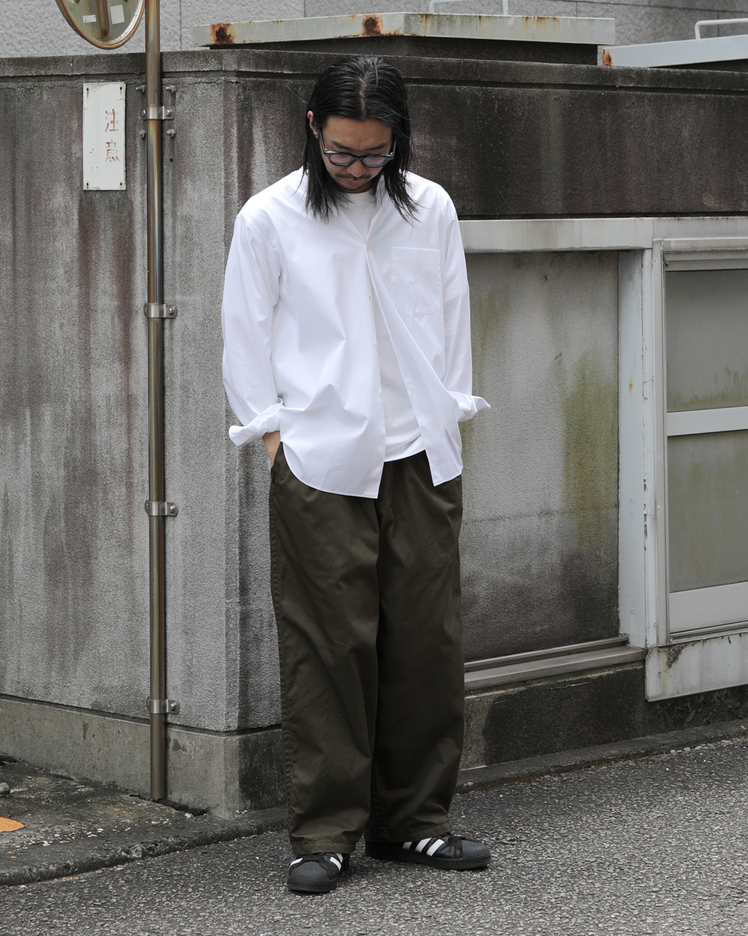 FOREVER / PLAIN GROUP SHIRT Wide Classic - White 着用