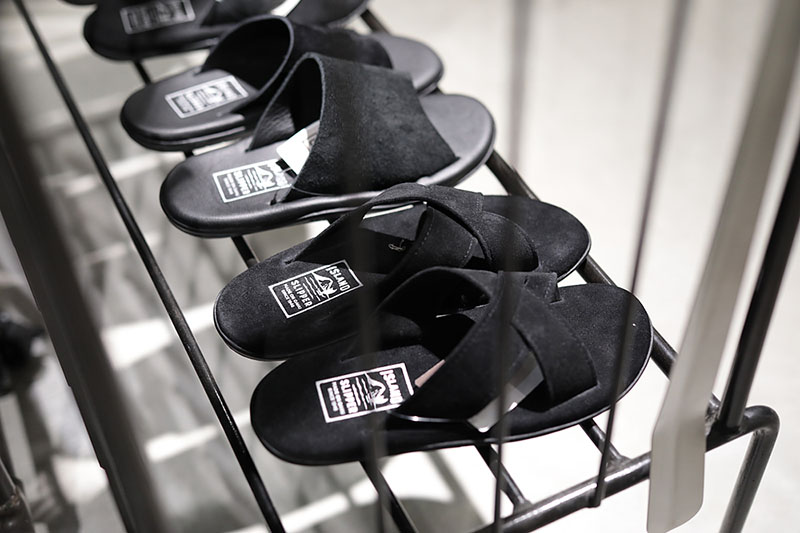 店内ディスプレイ（ISLANDSLIPPER）