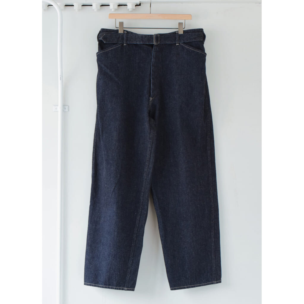 COMOLI-デニム-ベルテッドパンツ-Navy-1024x1024