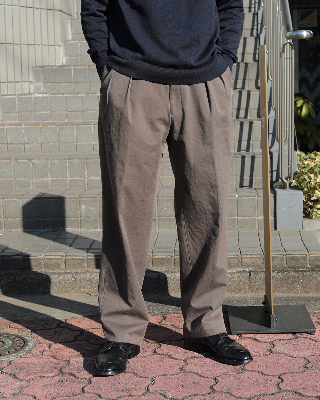 NEAT Chino 着用