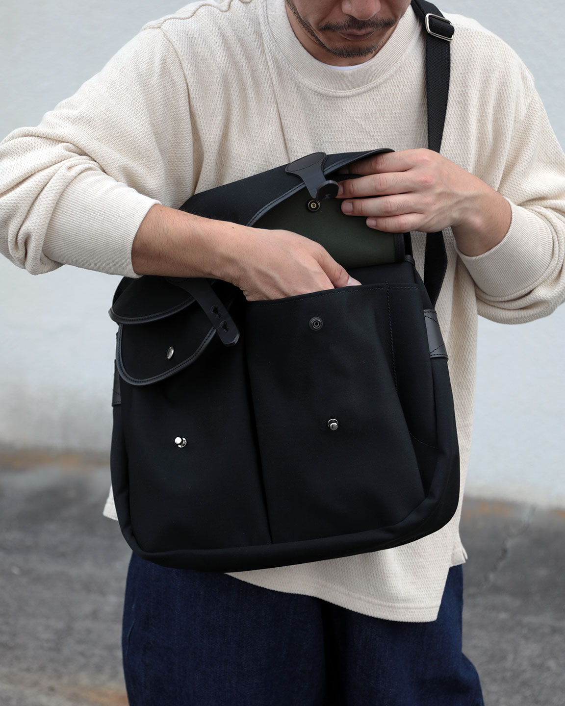 Studio Satchel 着用