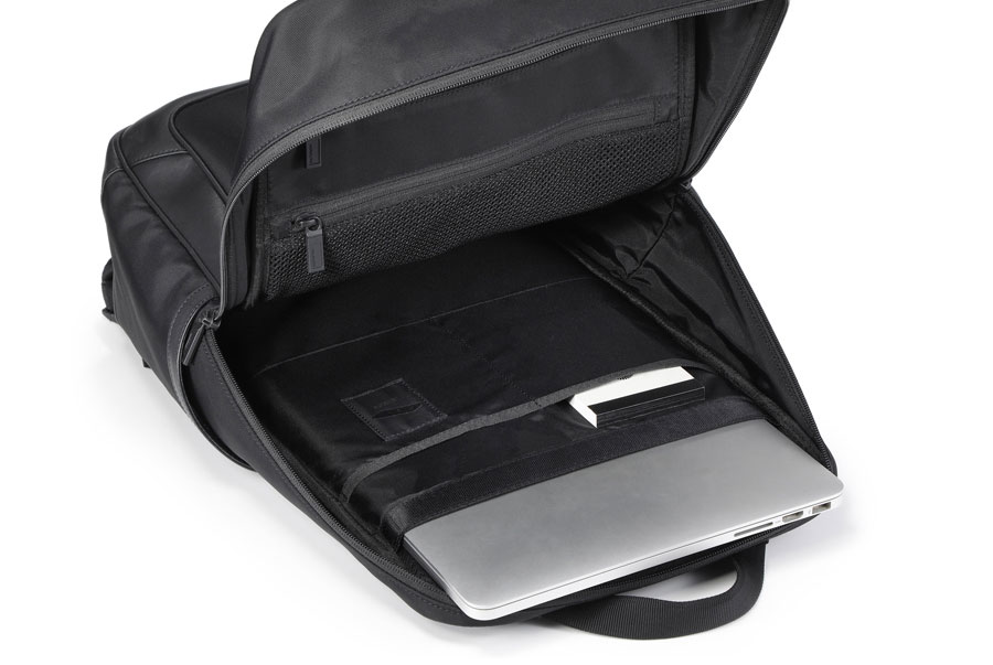 BACKPACK OFFICE M PC収納
