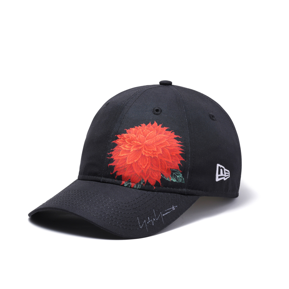 RED DHALIA MOTIF CAP