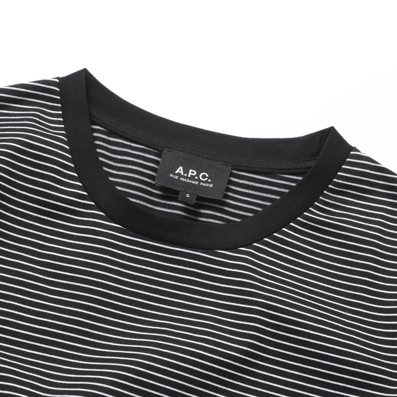 Ellison Tシャツ 首元