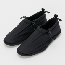 Hender Scheme / エンダースキーマ | schlaf pumps - Black