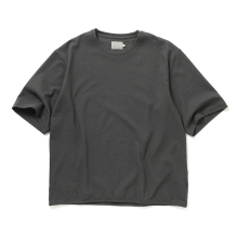 CURLY / カーリー | AMUNZEN LINKS TEE - Charcoal