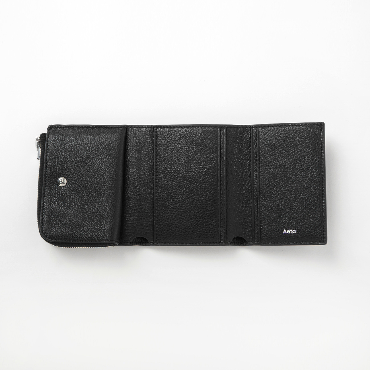 VT18 FOLDED WALLET 容量