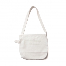 COW BOOKS / カウブックス | Linen Shoulder Tote - White × Ivory