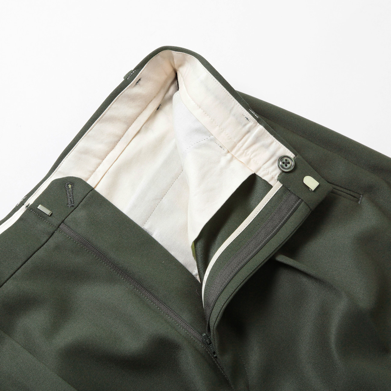 Back Satin Gabardine Srousers ジップフライ